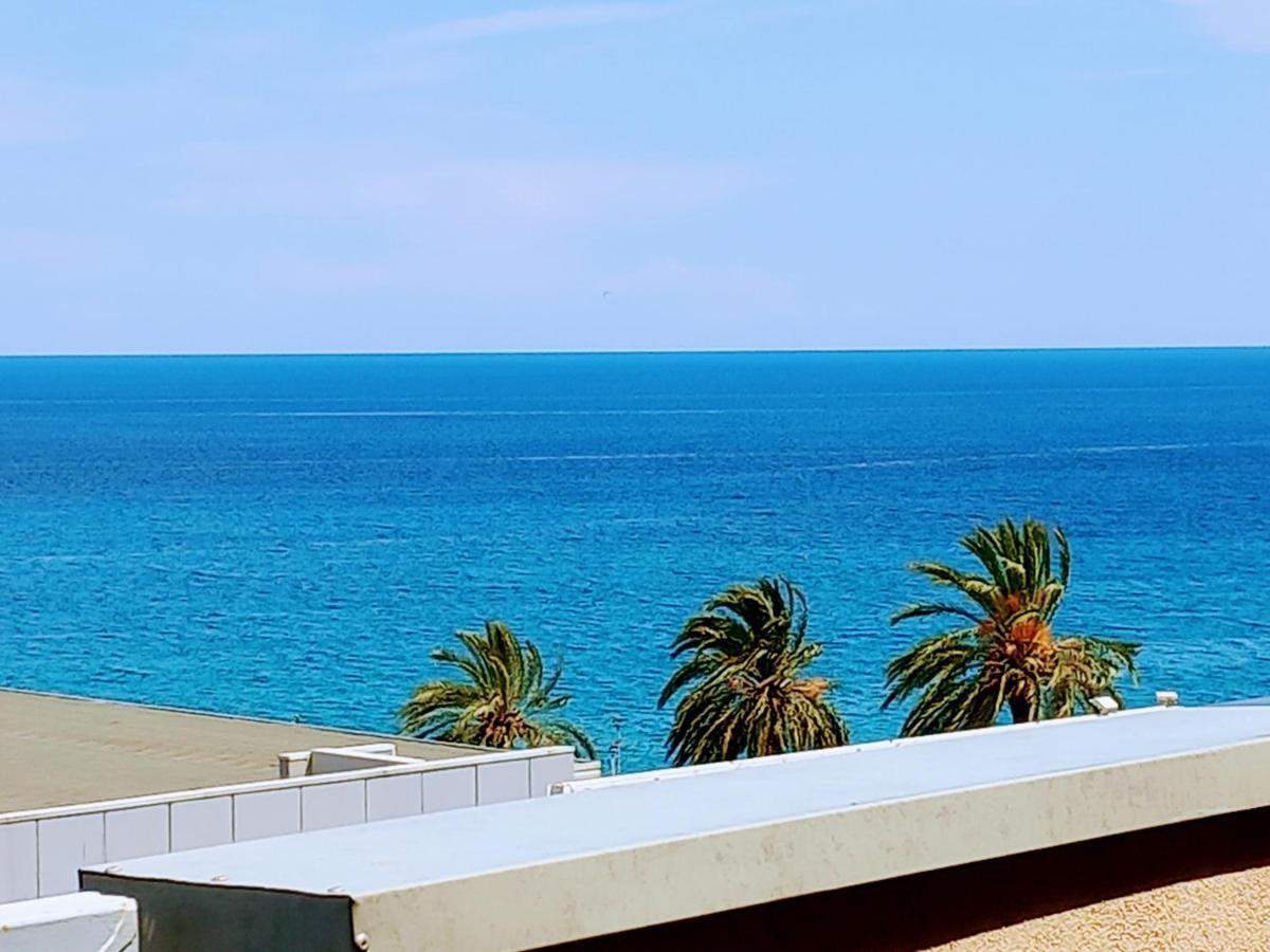 Апартаменты Sweet Sea View Савона Экстерьер фото